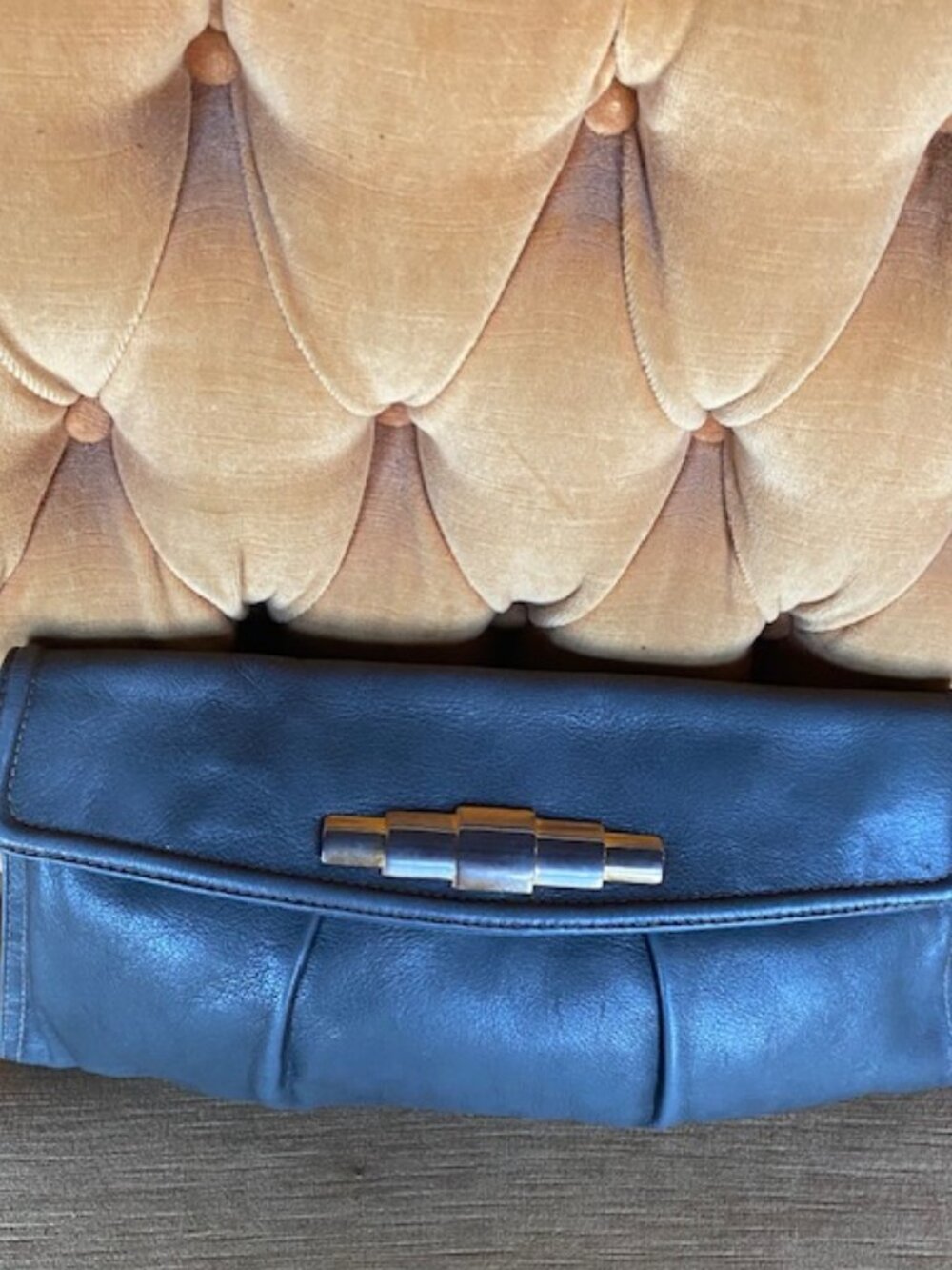 VTG Gray Creamy Leather Clutch with chain snap closure from Bloomingdales 1978